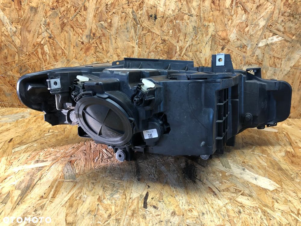 LAMPA LEWA PRAWA PRZÓD BMW F30 F31 - 17