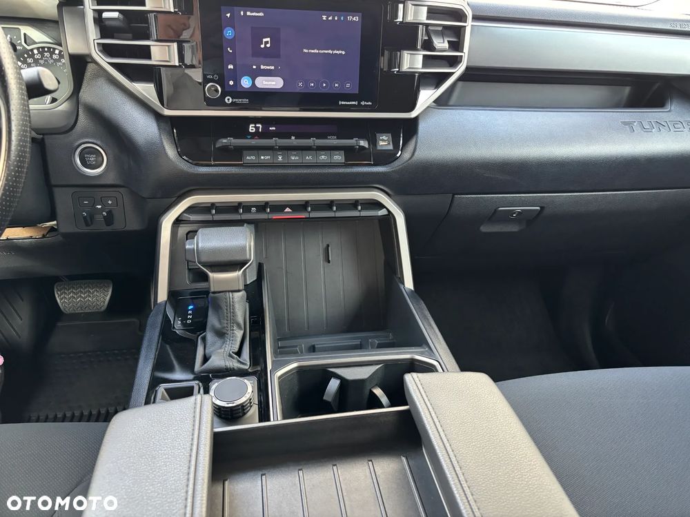 Toyota Tundra - 18