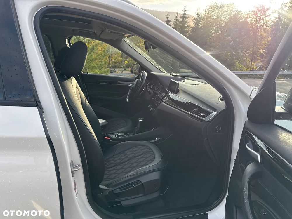 BMW X1 sDrive20d - 12