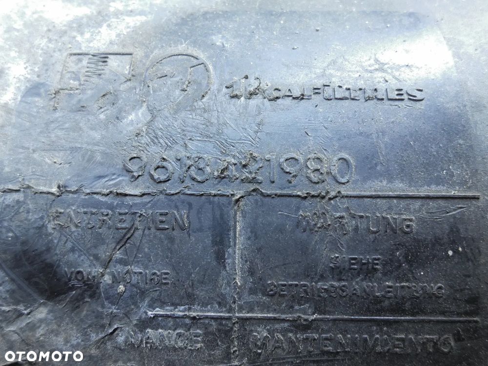 Citroen Saxo 1.0 Obudowa filtra przewód powietrza 9613421980 - 2