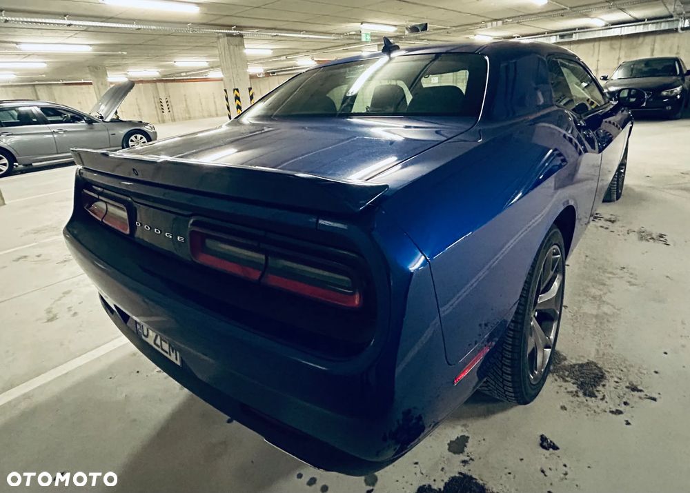 Dodge Challenger 3.6 SXT Plus - 9