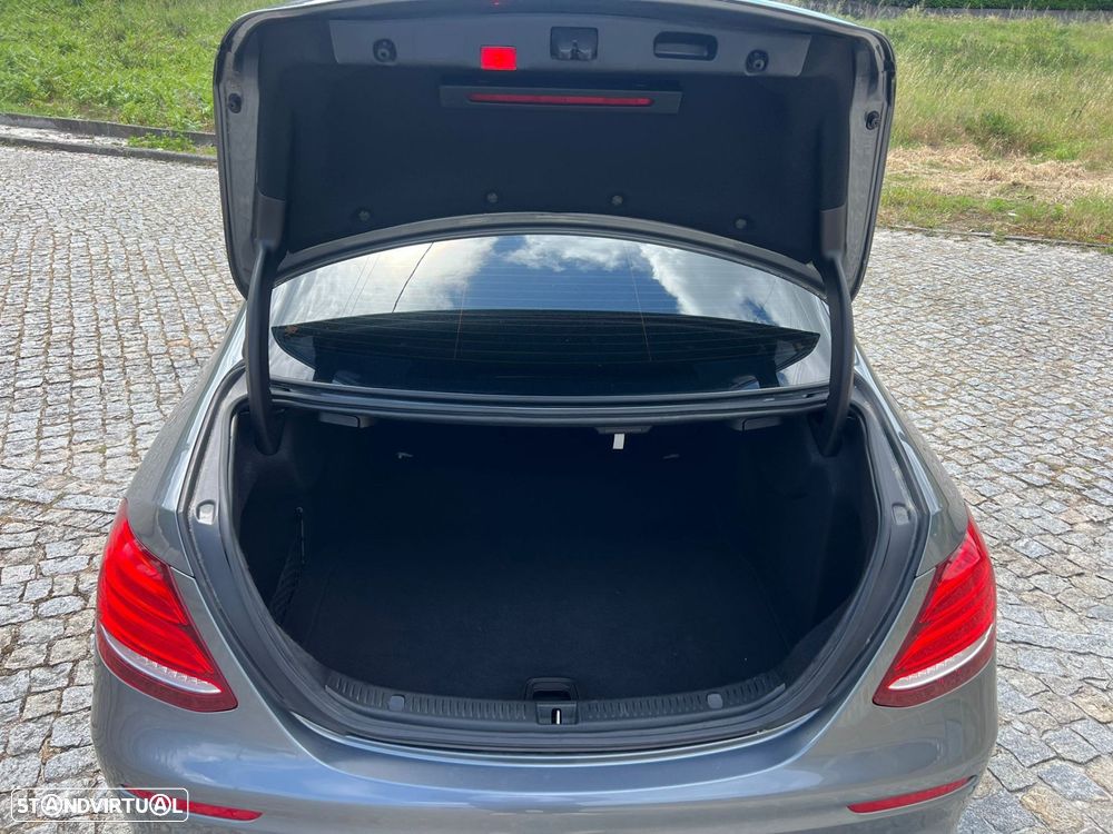Mercedes-Benz E 220 d AMG - 5