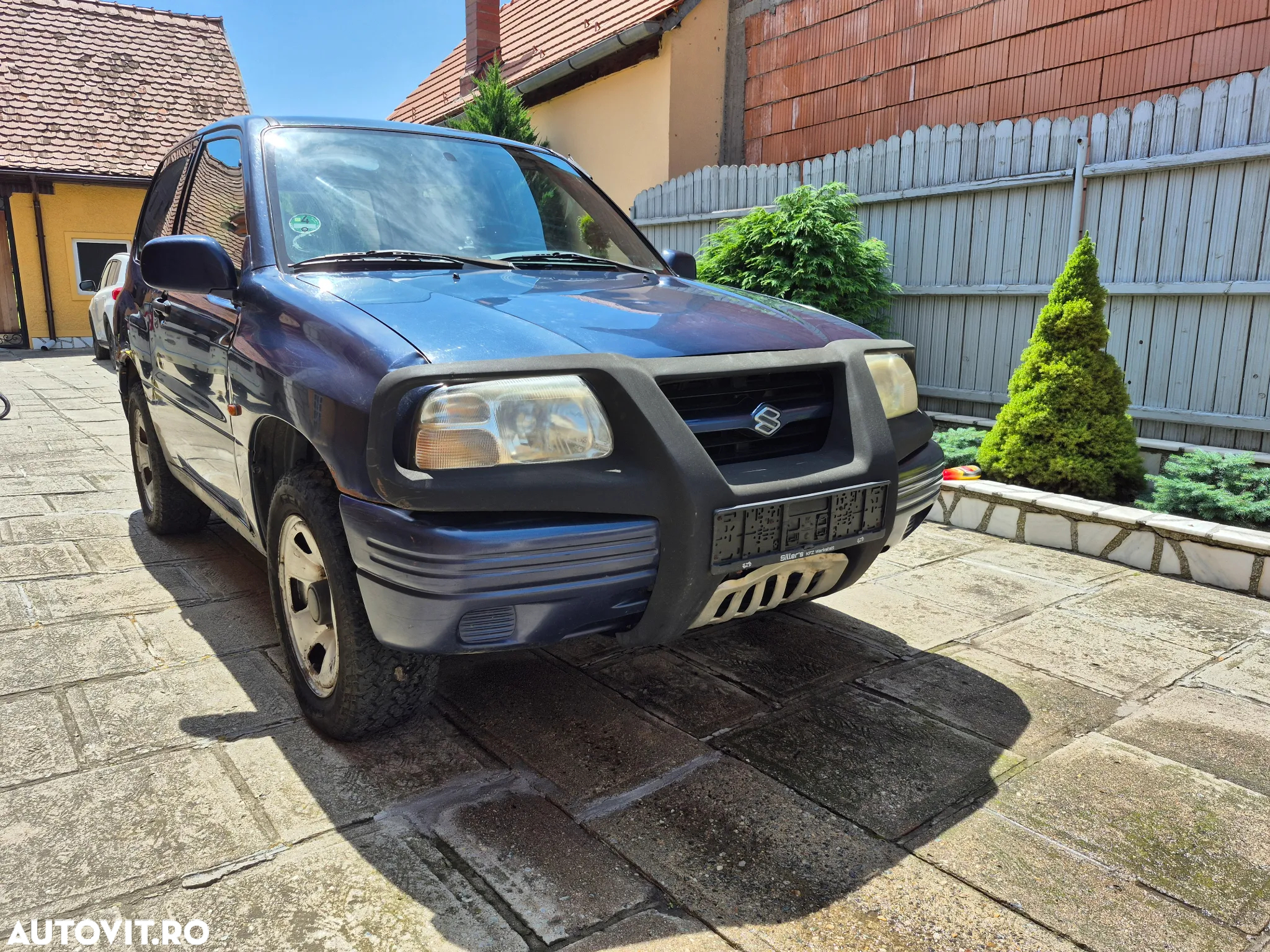 Suzuki Grand Vitara 2.0 - 20