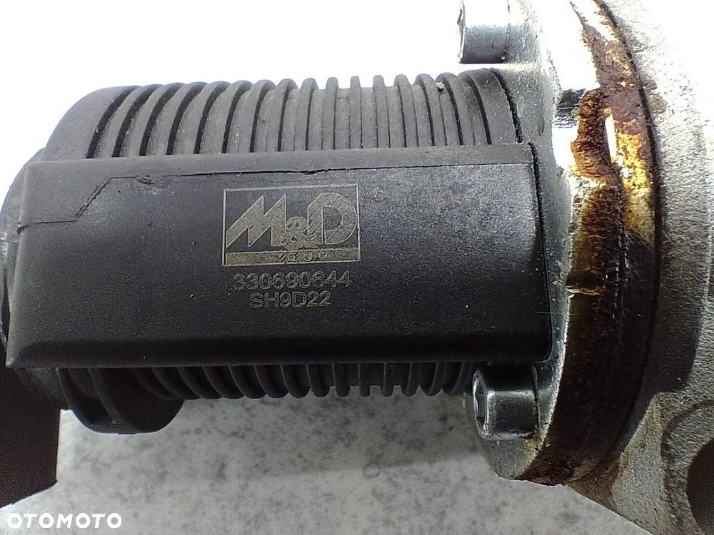 ZAWÓR EGR OPEL ZAFIRA B 330690644 1.9 CDTI - 5