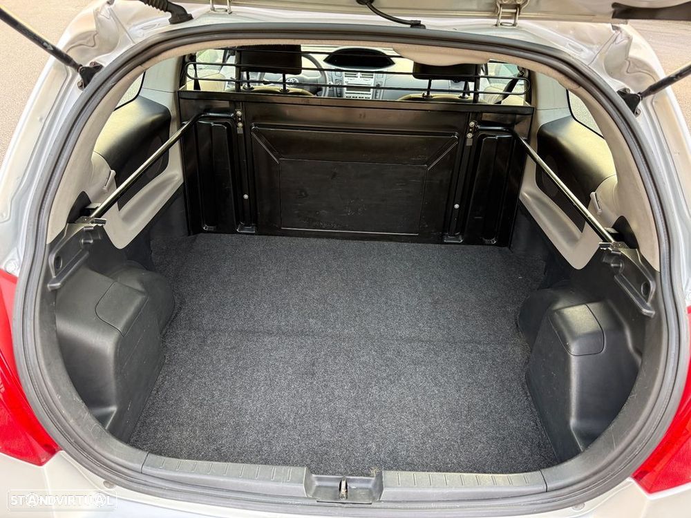 Toyota Yaris 1.4 D-4D Sport - 11