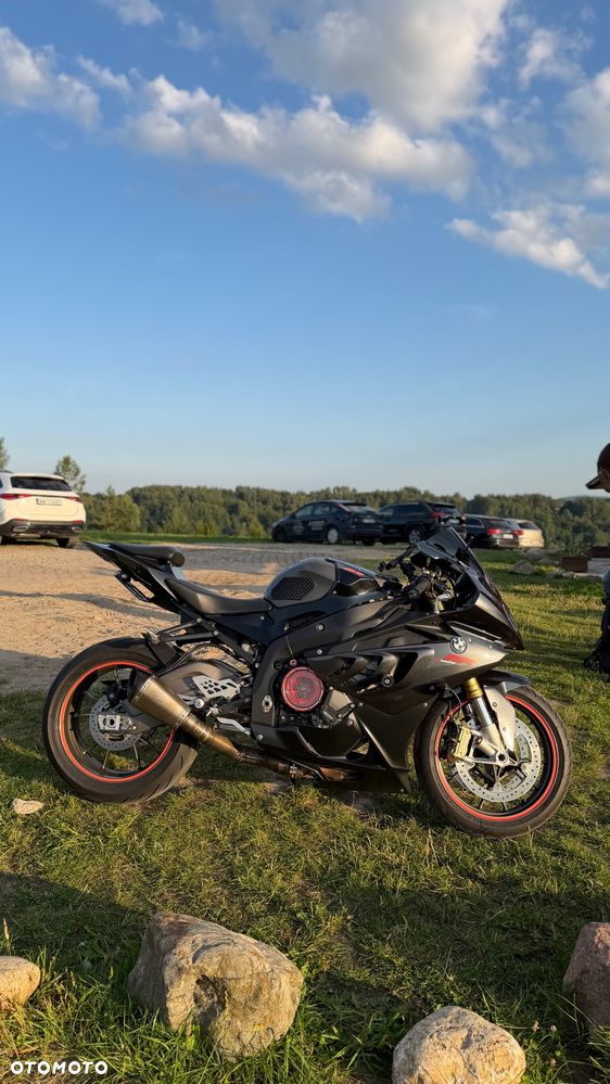 BMW S - 4