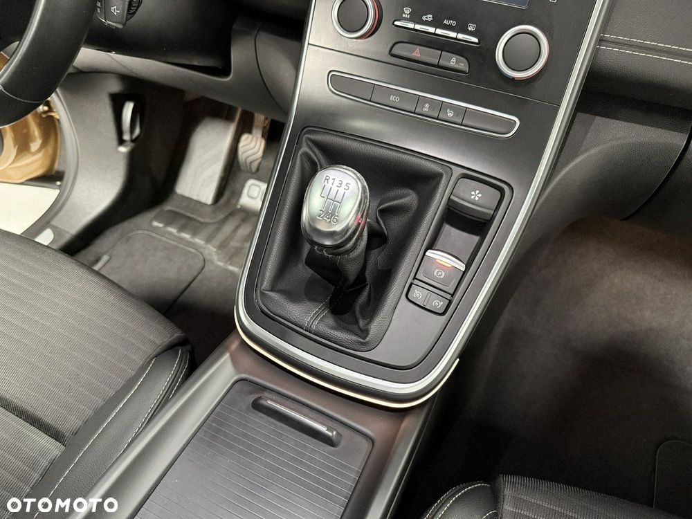 Renault Scenic ENERGY dCi 130 INTENS - 29