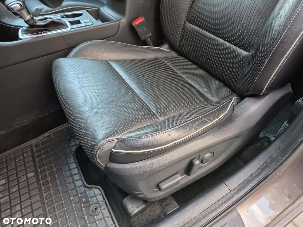 Kia Sportage 1.7 CRDI Business Line 2WD DCT - 13