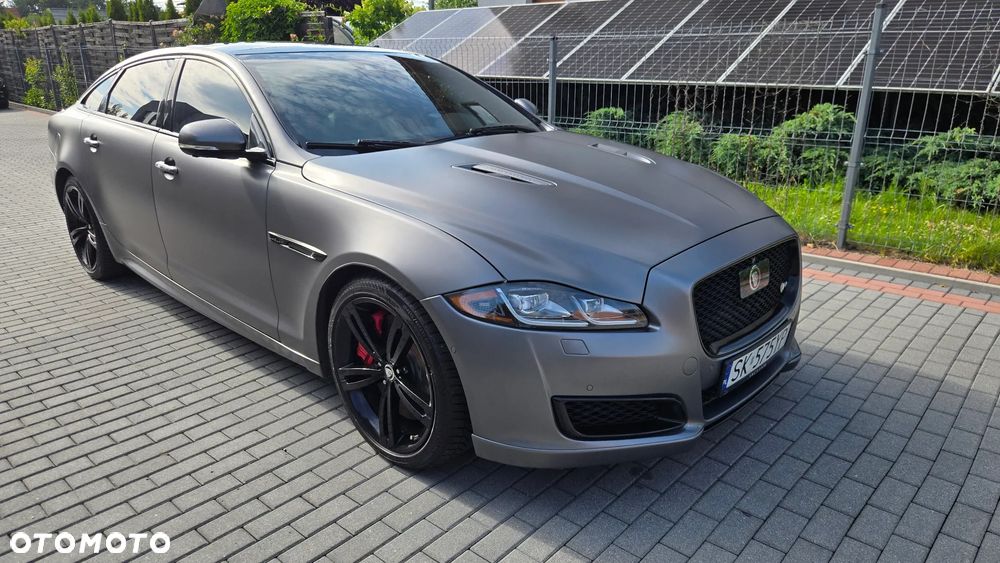 Jaguar XJR - 3