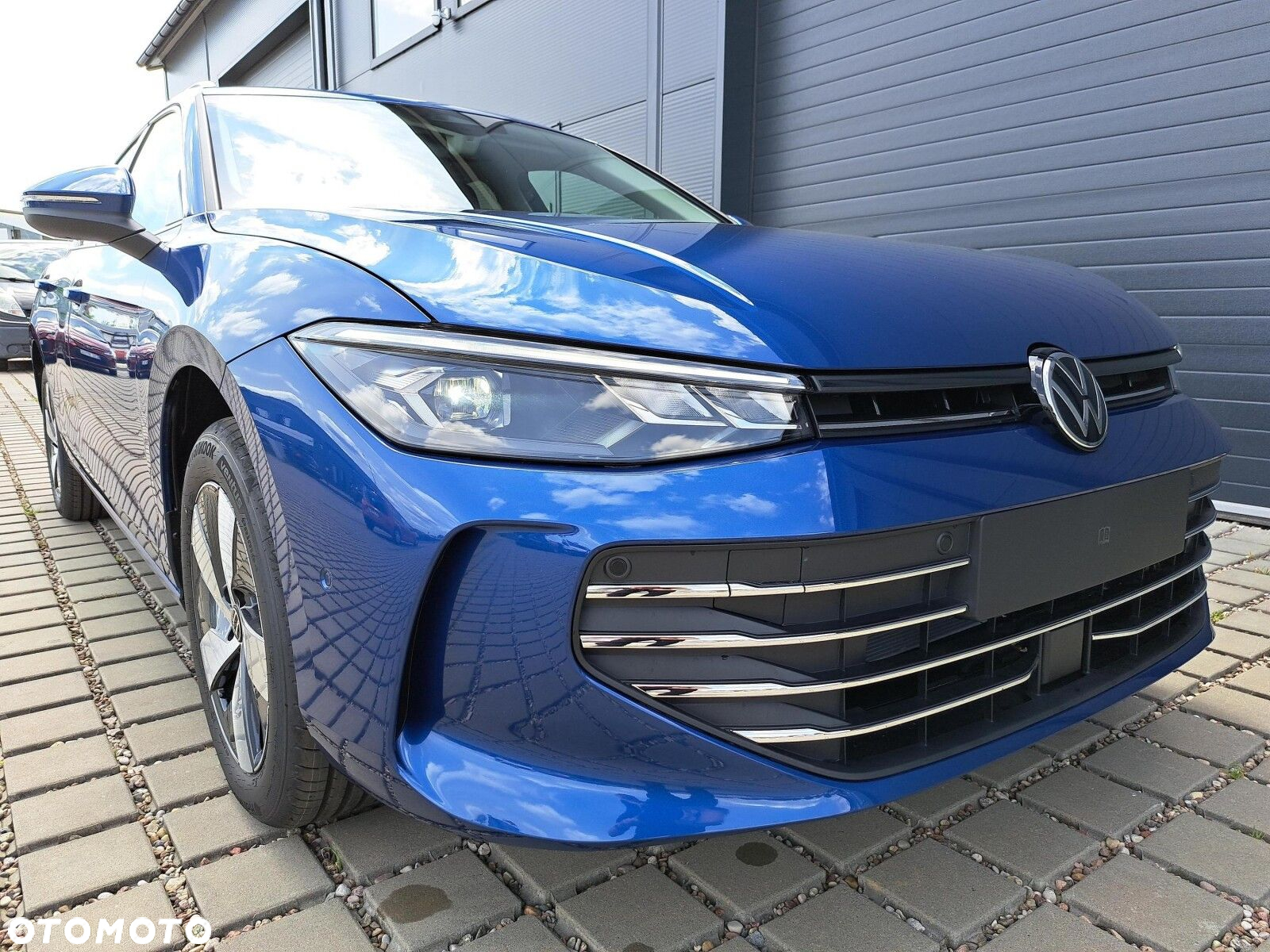 Volkswagen Passat - 20