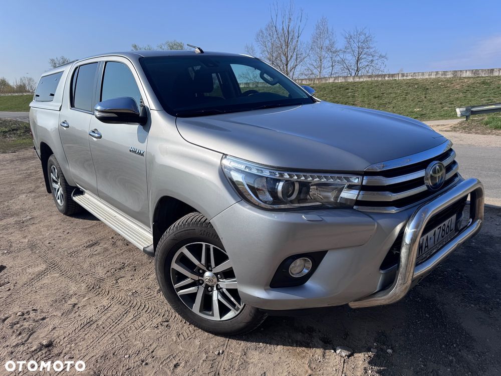 Toyota Hilux 2.4 D-4D Double Cab Selection 4x4 - 5