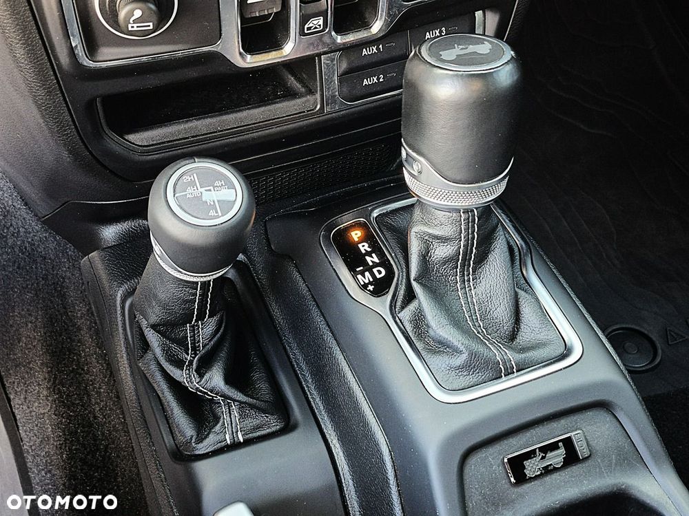 Jeep Wrangler 2.0 T-GDI Hardtop AWD Automatik 80th Anniversary - 38