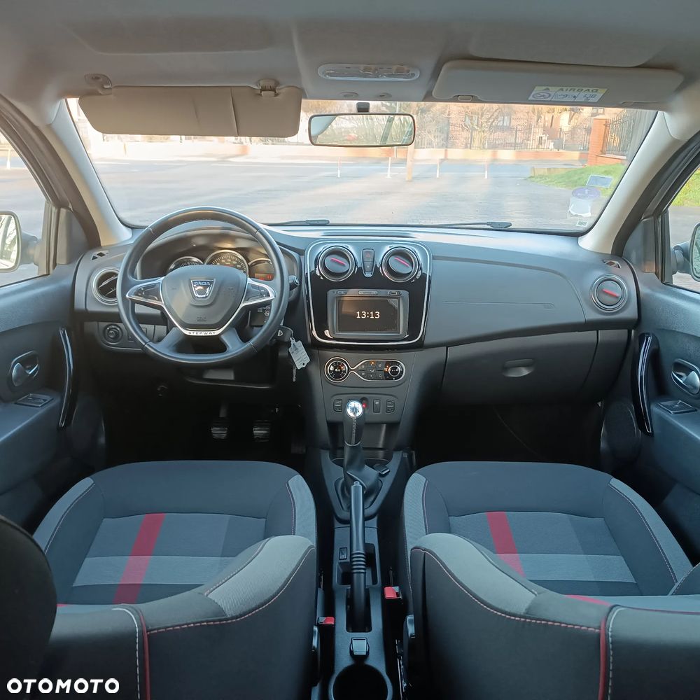 Dacia Sandero Stepway TCe 90 Prestige - 24