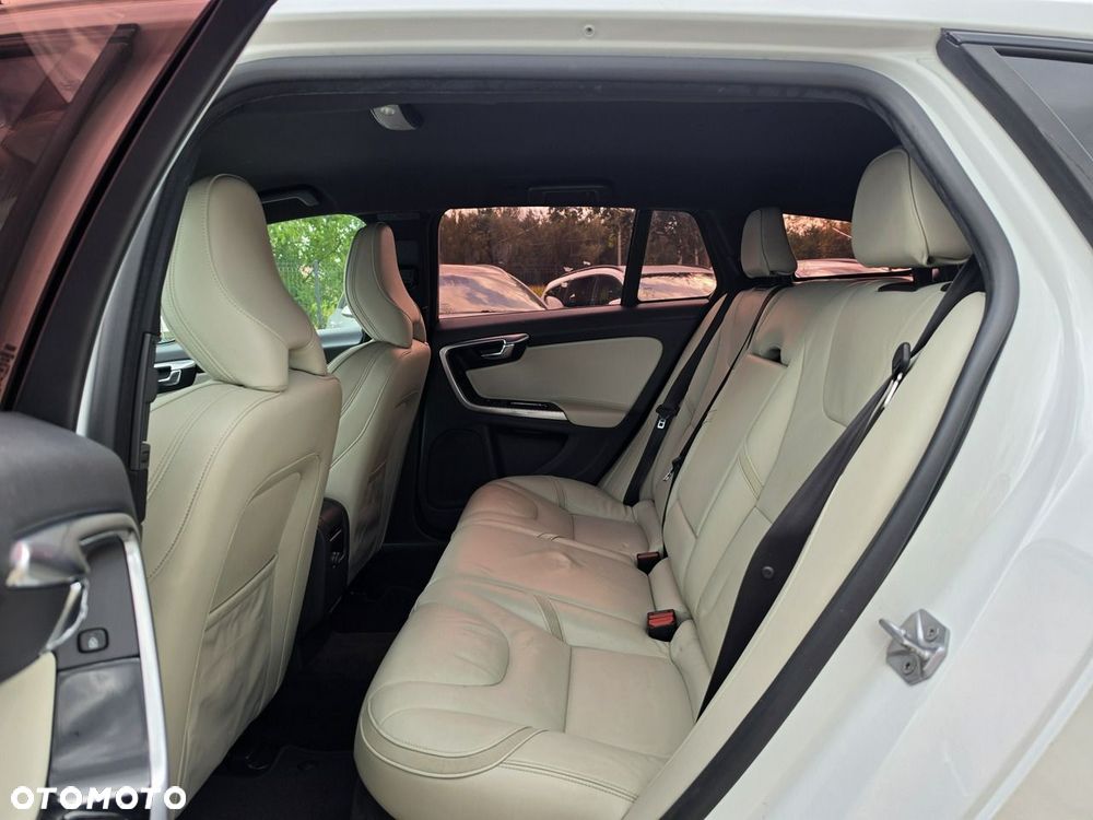 Volvo V60 2015