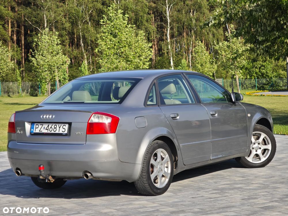 Audi A4 Limousine 1.8T - 4