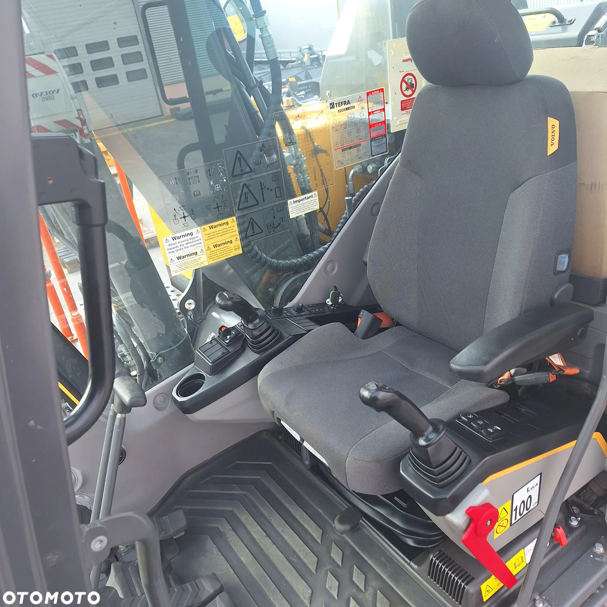 Volvo EC140EL - 18