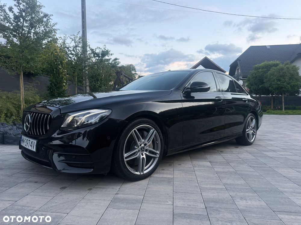 Mercedes-Benz Klasa E 300 9G-TRONIC - 1