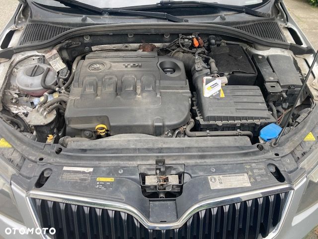 Skoda Octavia 1.6 TDI Ambition - 15