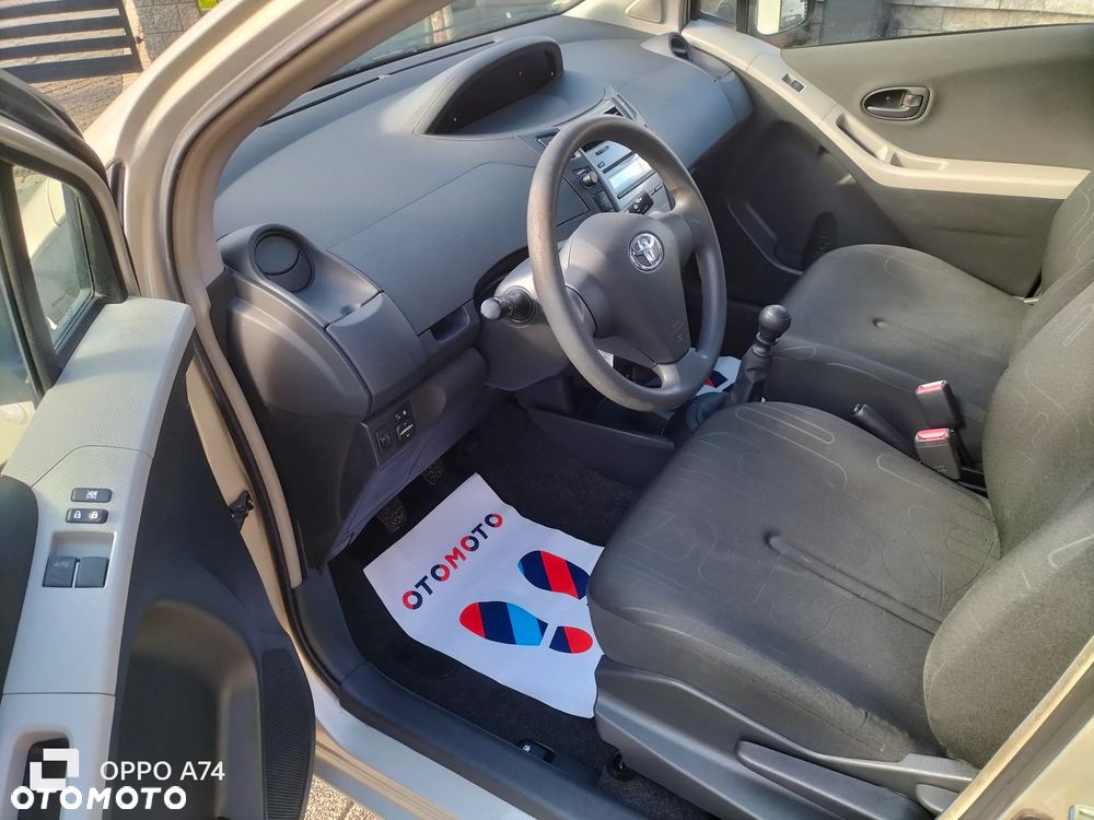 Toyota Yaris 1.33 VVT-i Cool+ - 7