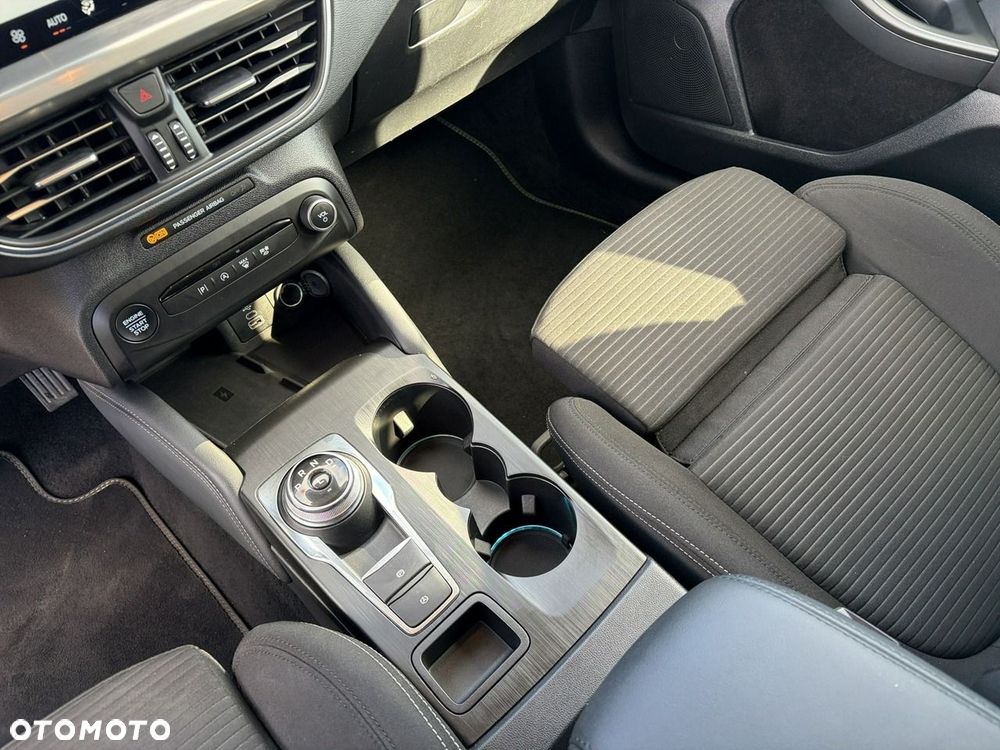 Ford Focus 1.5 EcoBlue Titanium X - 19