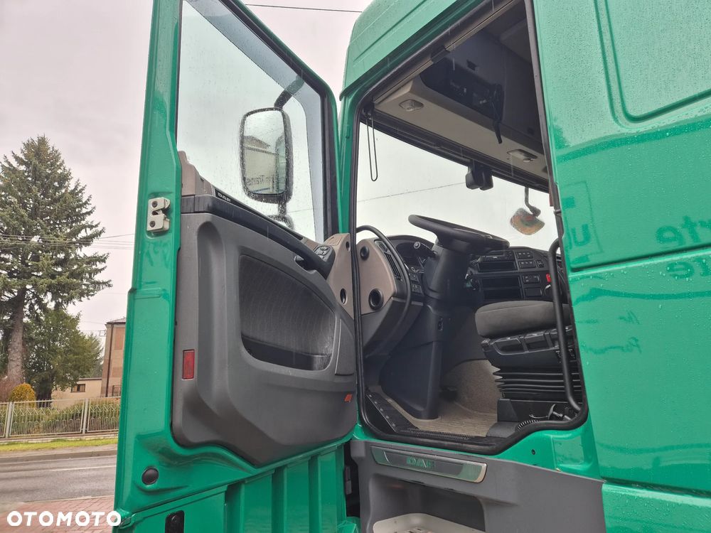 DAF XF ORYGINALNY PRZEBIEG z Niemiec / TANDEM ZESTAW PRZEJAZDOWY Z WINDĄ - 32