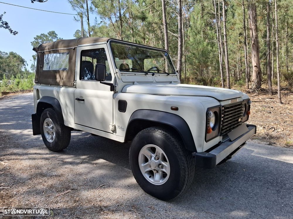 Land Rover Defender 90 2.5 Td5 Soft Top - 7