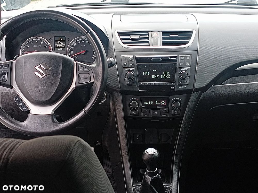 Suzuki Swift 1.2 X-ITE - 10