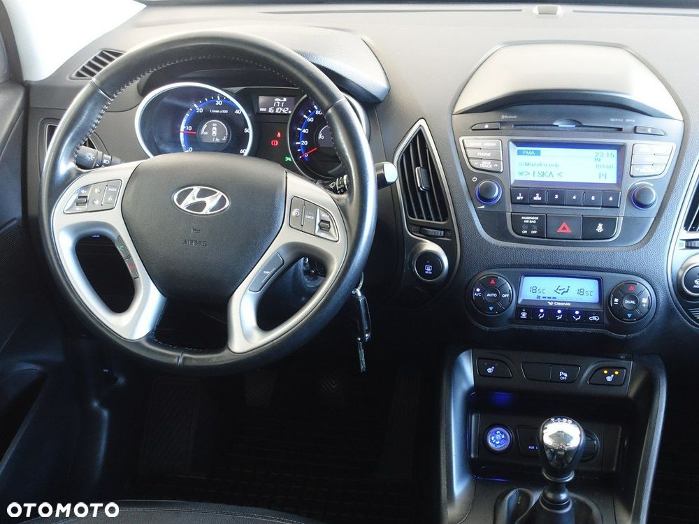 Hyundai ix35 - 22