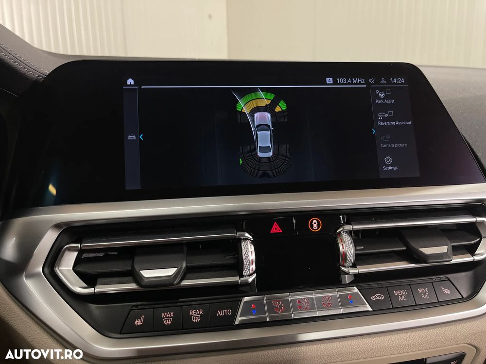 BMW Seria 3 320d xDrive AT MHEV - 16