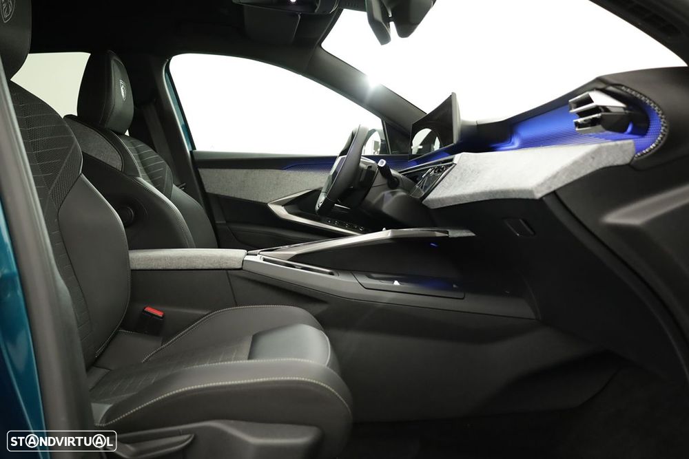 Peugeot 3008 1.2 Hybrid GT e-DCS6 - 19