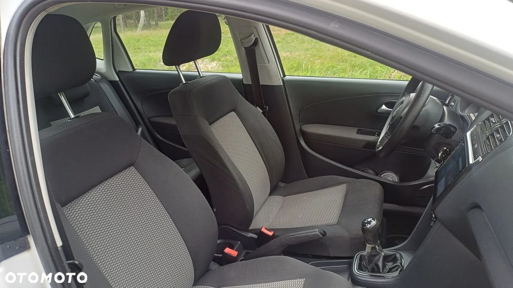 Volkswagen Polo - 24