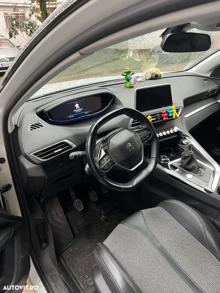 Peugeot 3008 1.2 PureTech Turbo S&S Allure - 7
