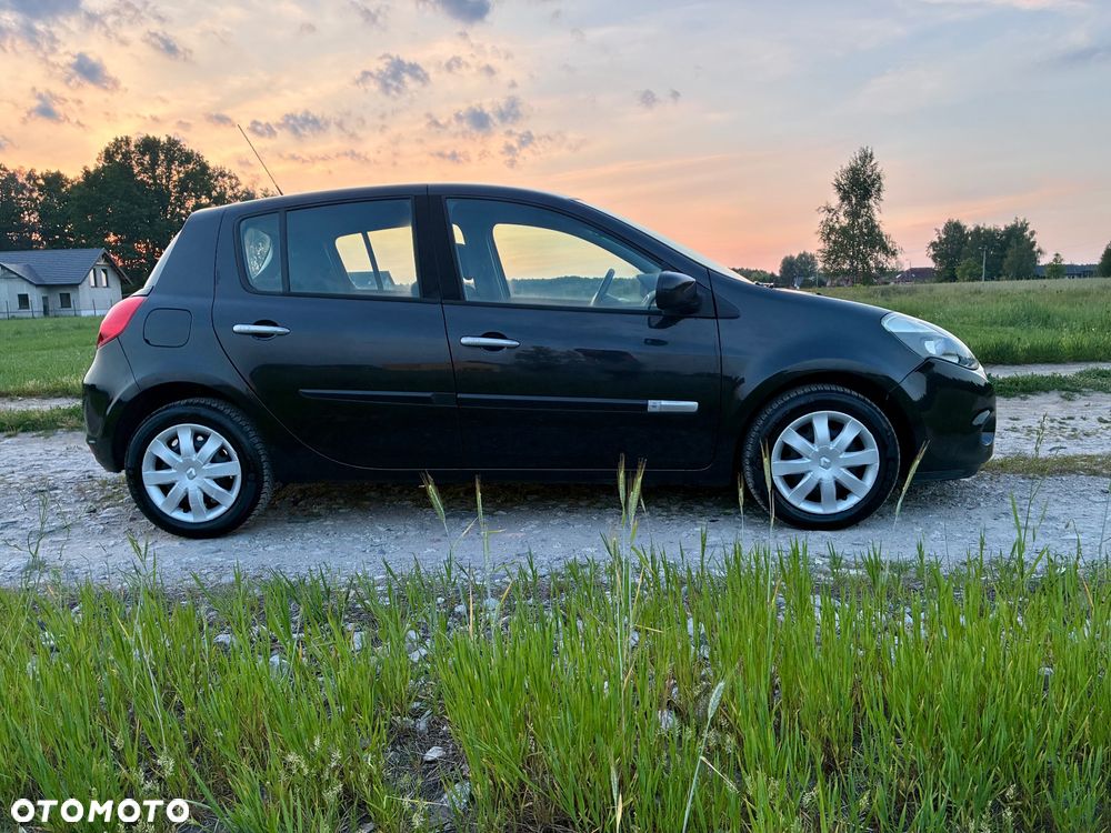 Renault Clio - 5