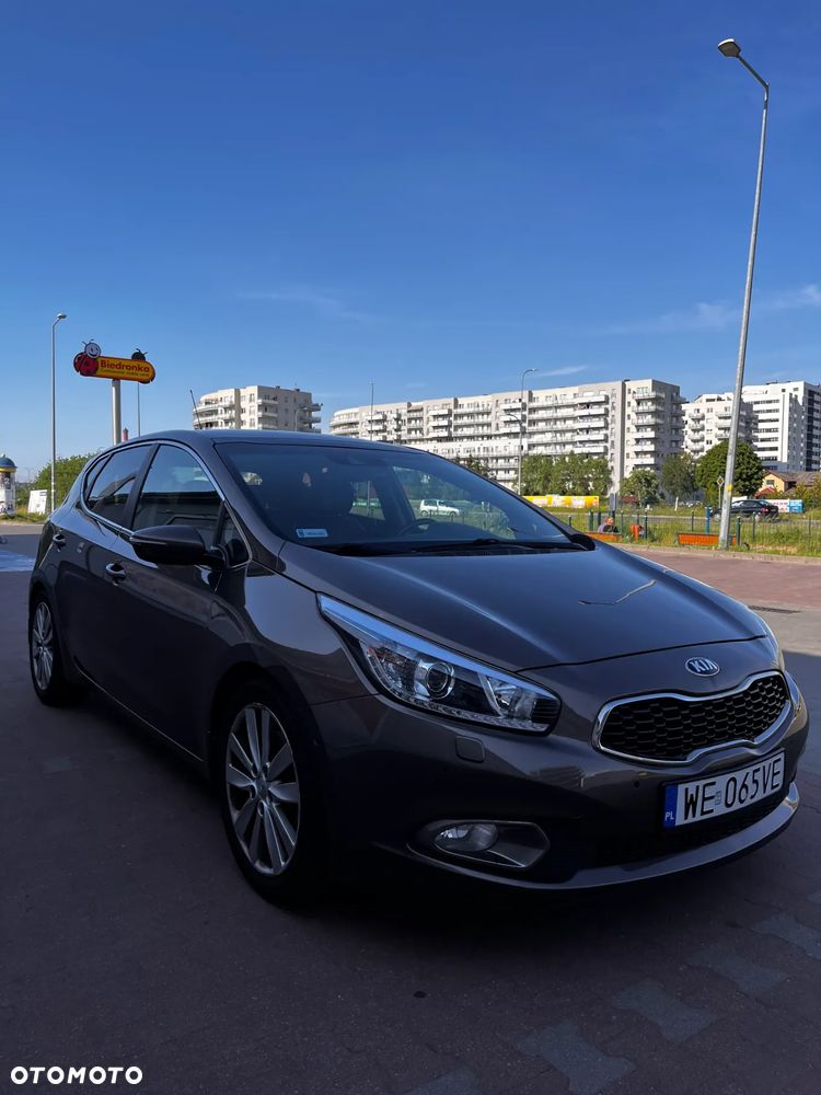Kia Ceed Cee'd 1.6 GDI L DCT - 4