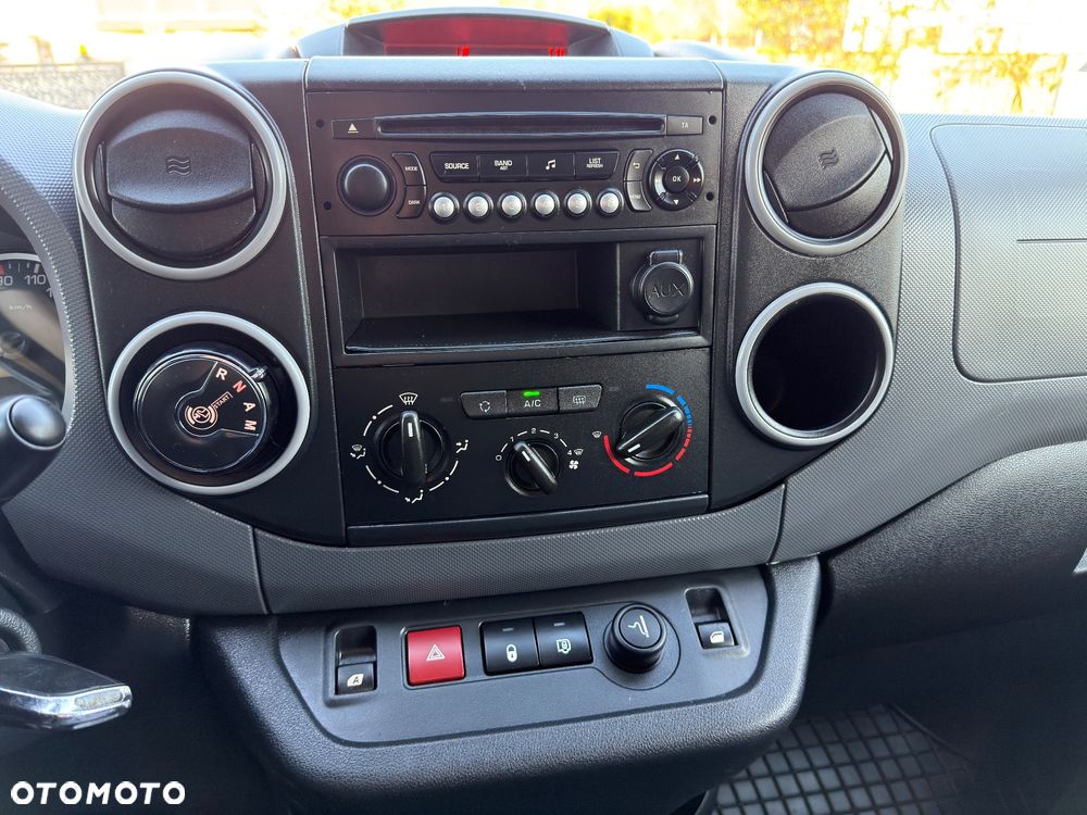 Peugeot Partner - 25