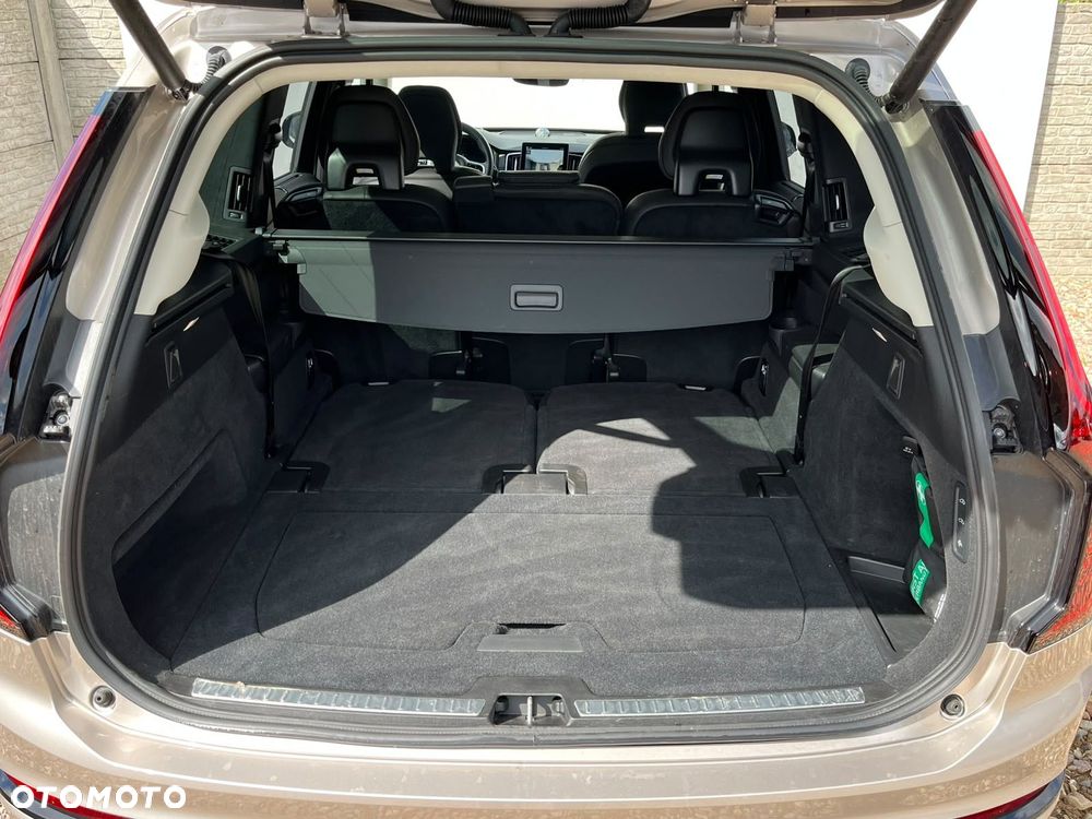 Volvo XC 90 - 37