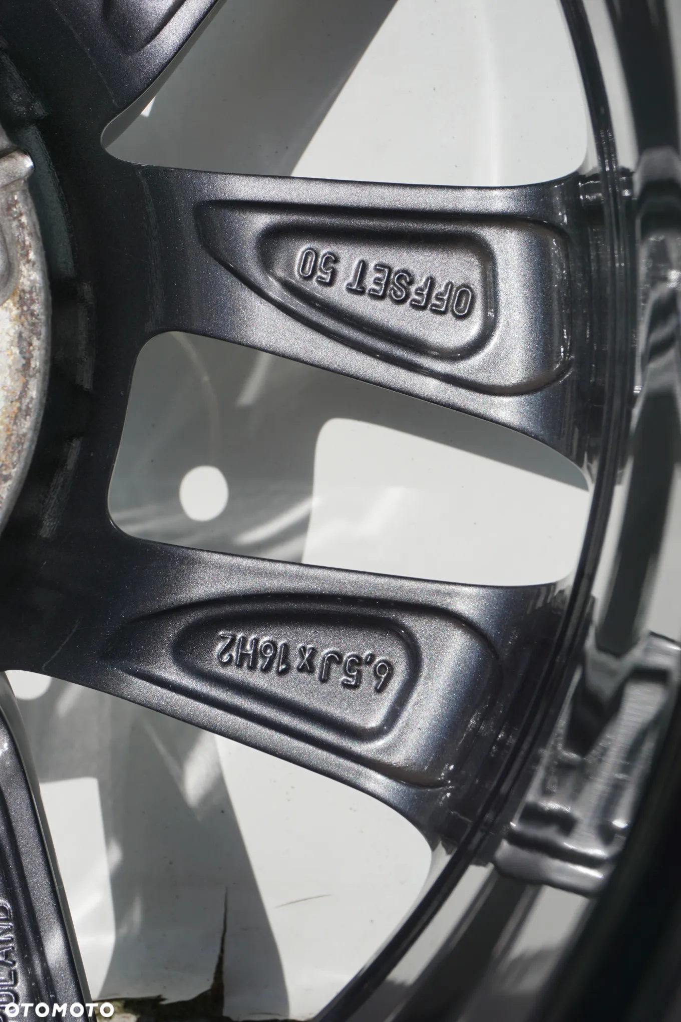 Hyundai 5x114,3 16 6,5J et50 52910-G4200 - 6