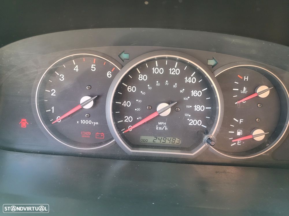 Kia Carnival 2.9 CRDi EX Top - 8