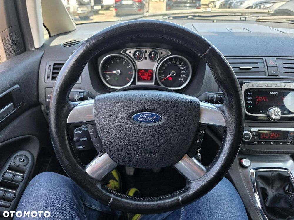Ford C-MAX 1.8 Titanium - 8