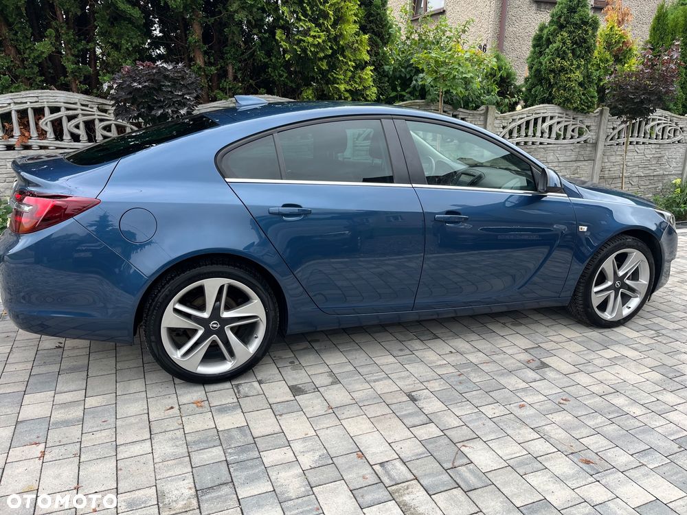 Opel Insignia 1.6 T Edition S&S - 10