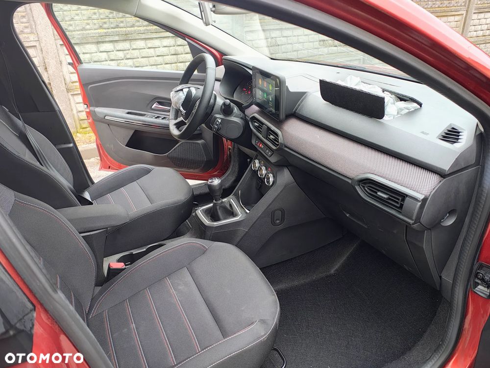 Dacia Jogger TCe 110 Extreme+ - 17