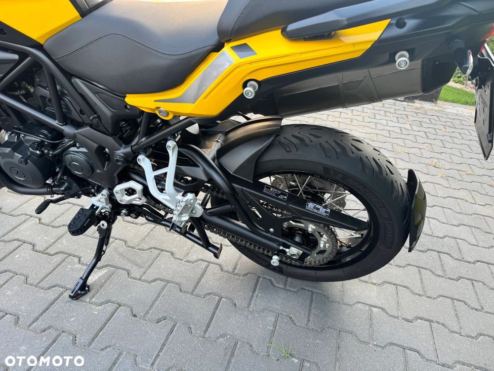 Benelli TRK 502X - 28