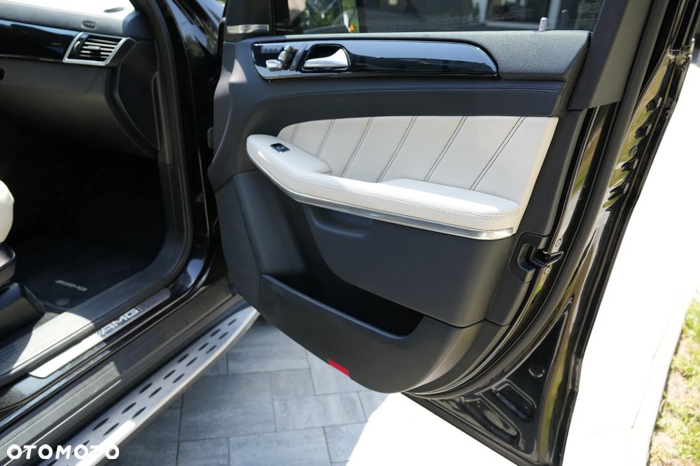 Mercedes-Benz GLS AMG 63 4Matic AMG Speedshift 7G-TRONIC - 25