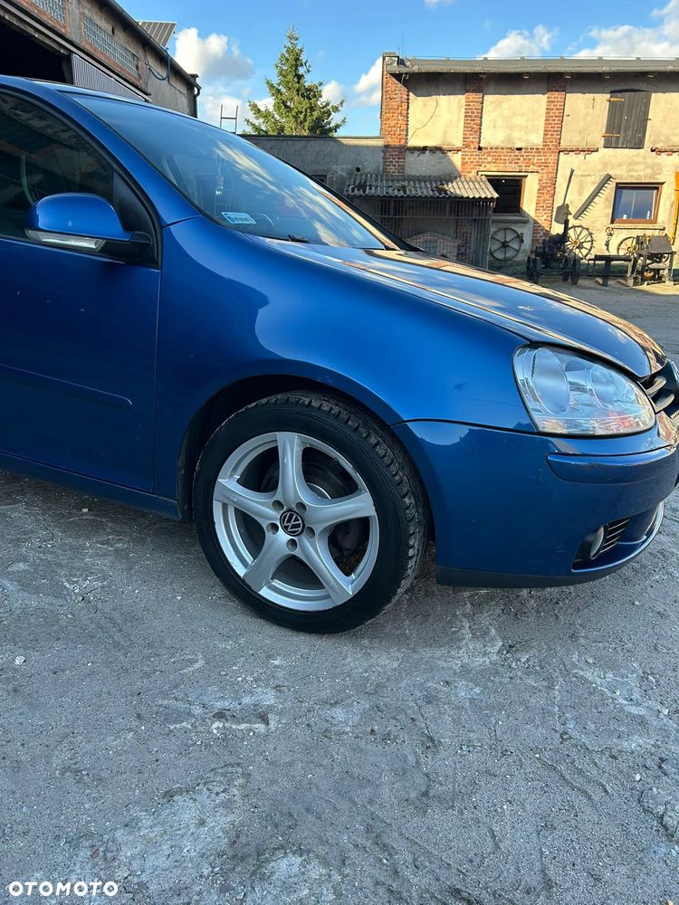 Volkswagen Golf 1.6 FSI Tour - 9