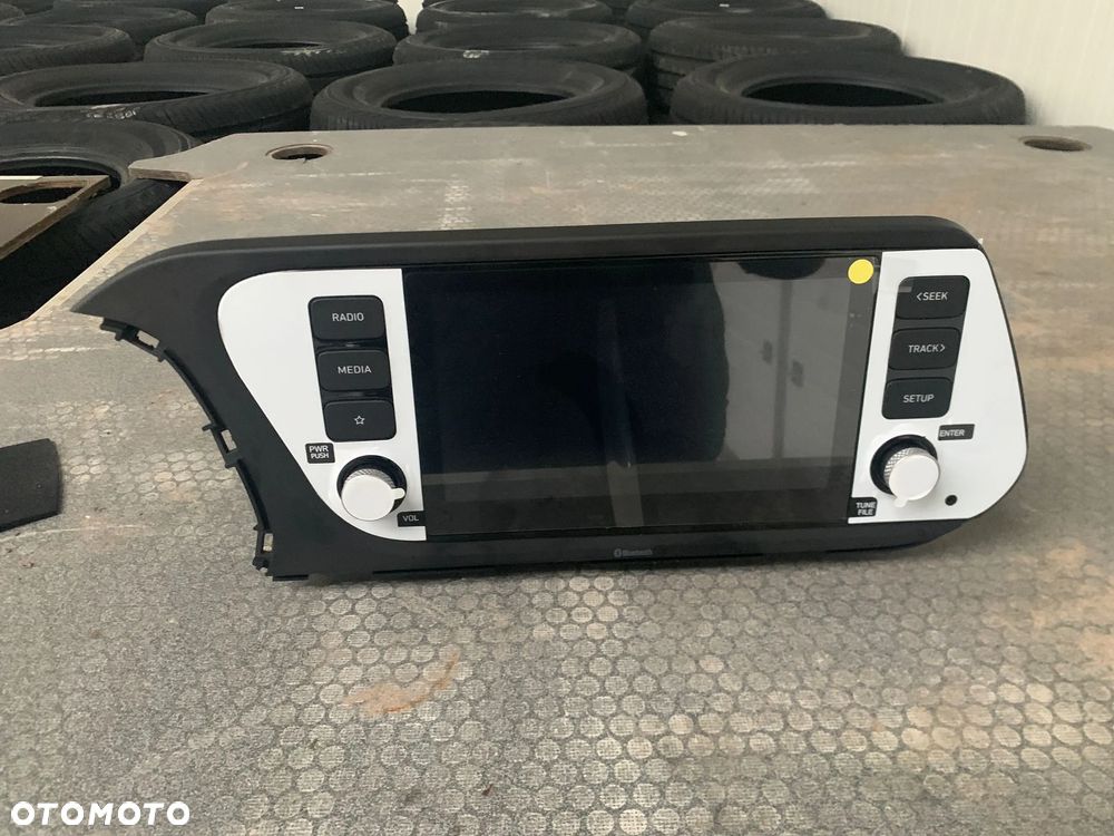 HYUNDAI I20 radio panel 21 r. - 1
