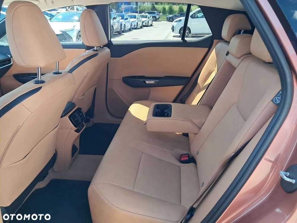 Lexus RZ 450e Prestige DIRECT4 - 19