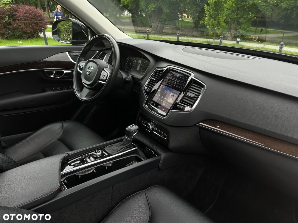Volvo XC 90 T6 AWD Momentum 7os - 13
