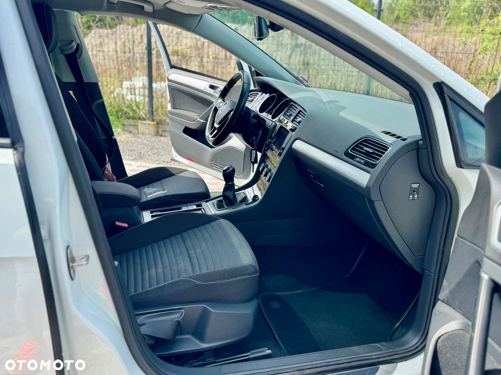 Volkswagen Golf 1.2 TSI BlueMotion Technology Cup - 18
