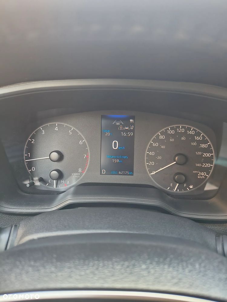 Toyota Corolla Cross - 16