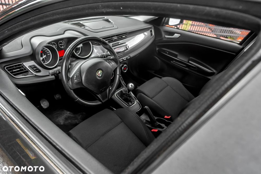 Alfa Romeo Giulietta 1.4 TB Distinctive - 16